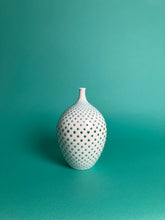 Laden Sie das Bild in den Galerie-Viewer, Flasche "allover" grünblau