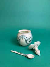 Laden Sie das Bild in den Galerie-Viewer, Zuckerdose "artdeco" grünblau