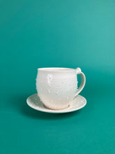 Laden Sie das Bild in den Galerie-Viewer, Tasse "Gestöber" weiss