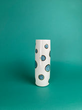 Laden Sie das Bild in den Galerie-Viewer, Vase "Pfauenauge" gold