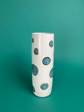 Laden Sie das Bild in den Galerie-Viewer, Vase "Pfauenauge" gold