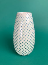 Laden Sie das Bild in den Galerie-Viewer, Vase "allover" grünblau